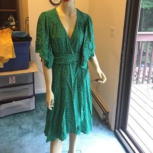 silk green wrap dress sz 8 by betsey johnson